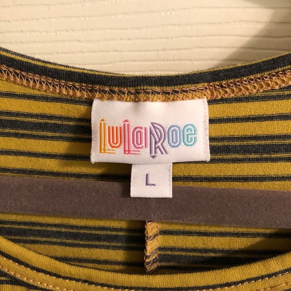 💗LulaRoe Carly - Picture 3 of 3